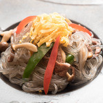 Stir-fried domestic vegetables and vermicelli