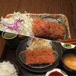 とんかつ和幸　 - とんかつ和幸　 イオンモール橿原店で昼食。2015/12/07

特にってことはないけど、普段使いには少々高いが安心できるお店。

ひれかつ御飯1,296円＋ビーフシチューのコロッケ346円を注文。うーんちょっと食べすぎかな。

ビーフシチューのコロッケ意外にも美味しかった。

満腹。

とんかつ和幸　 イオンモール橿原店
0744-21-8036
奈良県橿原市曲川町7-20-1-3035 イオン