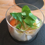 柿とアンディーブのサラダ