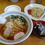 紀文食堂 - ラーメンとチャーハンとスープ