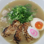 Rich Chicken Paitan Ramen