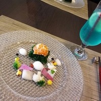 伊勢ケ丘庭 - ﾒｲﾝが選べるﾗﾝﾁ限定ｺｰｽ3,000円☆前菜☆右上のﾉﾝｱﾙｺ-ﾙｶｸﾃﾙは別途料金600円☆12/6