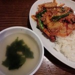 南大門 - 玉子スープ、豚キムチライス