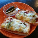 Oveja  cafe - ピザトースト