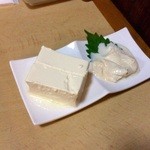 大貫 - ◯自家製豆腐と汲み上げ湯葉、奥多摩日原の天然水仕込み