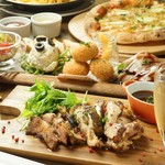 釜焼きビーフと釜焼きピッツァ BIST Kitchen - 