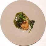 ラ ペ - ランチコース 5940円 の函館のヒゲダラのポワレ カダイフと桜海老 京野菜 焦がしバターソース