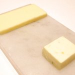 ラ ペ - ランチコース 5940円 のバター、レモンジンジャーとエストラゴンを練り込んだフロマージュブラン