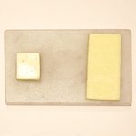 ラ ペ - ランチコース 5940円 のバター、レモンジンジャーとエストラゴンを練り込んだフロマージュブラン