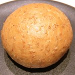 ラ ペ - ランチコース 5940円 の丸パン