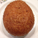 ファミリーマート - 料理写真:カレーパン@108円