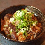 Teppambaru okonomiyaki monja konato mizu - 一番のお勧めメニュー「牛スジ」
