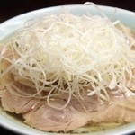 Teuchi Ramen Tawaraya - ネギチャーシュー麺