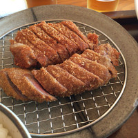 ダイナミックキッチン＆バー 響 カレッタ汐留店  - 牛カツ膳。