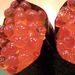 直寿司 - いくら