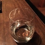 日本料理 嘉助 - 2杯目：菊秀 純米大吟醸 蔵 グラス 1300円(税・サービス料別)