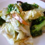 青苑 - イカとブロッコリーの炒め物