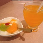 青苑 - 杏仁豆腐、オレンジジュース