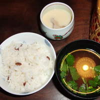 韻松亭 - 大豆ご飯・赤だし・茶碗蒸し