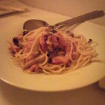 カーヴ 隠れや - きのことスモークチキンのクリームソース