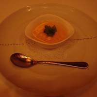 リストランテ フォンタナ - 前菜の前に出てきたムース。トマトの味がしました。
