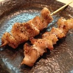 和鶏屋 - H.27.8.8.夜 かっぱ軟骨 @140円税別×2本