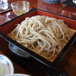 青やぎ - 2015.12)香りのいいそばには鰹の風味がきいたつゆ