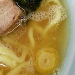 iekeira-memmakotoya - 鶏脂多めのスープ。