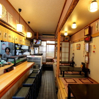 カウンター5席