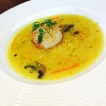 上野精養軒 本店レストラン - クリスマススペシャルランチ♬ ホタテのスープ