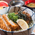 とんかつ・豚肉料理　こぶたや