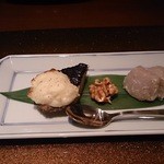 野菜割烹 あき吉 - お芋のすり身揚げ。感動です。