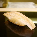 鮨 ます田 - 鱚昆布締め