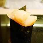 鮨 ます田 - 小柱軍艦