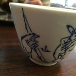 喜み家 - 茶碗には鳥獣戯画が。