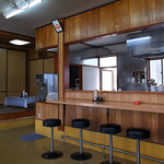 亀山食堂 - はたらくおじさんの為の清潔店内