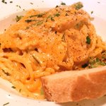 Re Kokotto - パスタランチ 1000円 のサーモンと小松菜のトマトクリームソース