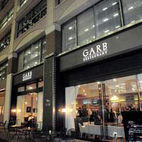 GARB Tokyo - お店の外観です。夜は素敵な感じですね。