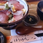 はりゆん - サービスちらし寿司セット（もずく酢、味噌汁付）500円　毎日限定5食