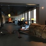 星のや軽井沢 - 集いの館 1階にあるフロント