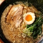 Premium garlic oil ramen