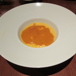 ジャン・ピエール - 【オマール海老とズワイガニのスクランブルエッグ】