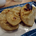 立ち呑み 魚平 - 「黒はんぺん焼き」