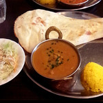 PUJA - Ａセット・チキンカリー(800円)