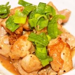 匠の手もみ蕎麦と健康野菜のかき揚げ にこあん - そば屋の焼き鳥