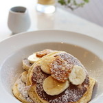 カフェ パシフィカ - リコッタチーズのパンケーキwithハニカムバター