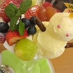 アオイ農園　ぶどうの木 - ハッピークリスマスパフェ♪