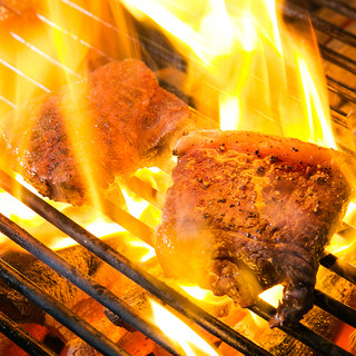 こだわりの食材・その時々の最高の状態を炭火焼きでご提供♪