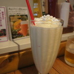 チンズバーガーマーケット - バニラシェイク