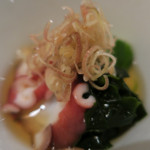 手打ち蕎麦 ほかげ - 明石蛸と胡瓜の酢の物　ズームアップ